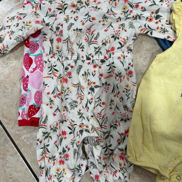 Kids' Colorful Matching Set Collection - Picture 15 of 16